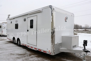 26' inTech Aluminum Trailer with Full Bathroom Package